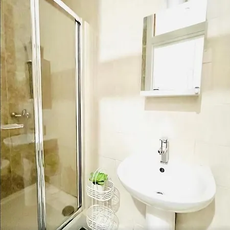 Contact Jessicawebeer Web De - Mit Privatem Whirlpool Und Heisser Sauna Lejlighed