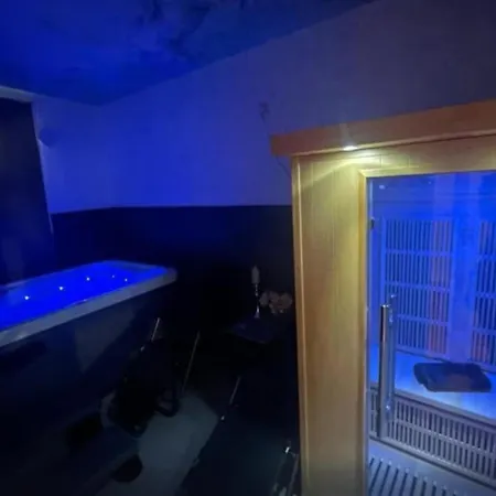 Lejlighed Contact Jessicawebeer Web De - Mit Privatem Whirlpool Und Heisser Sauna