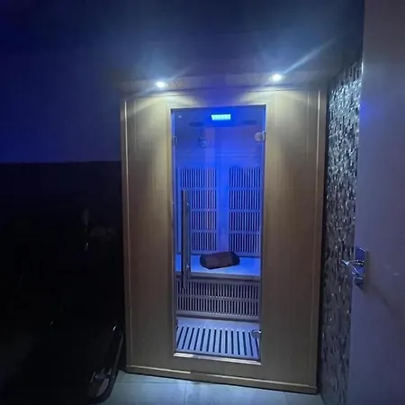 Contact Jessicawebeer Web De - Mit Privatem Whirlpool Und Heisser Sauna